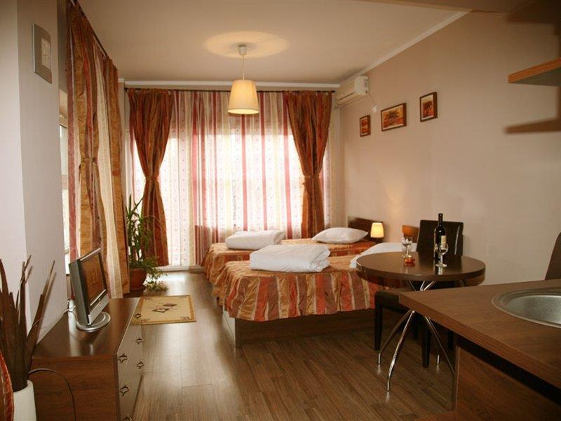 Ave Hotel Victoriei Bucharest Exterior photo